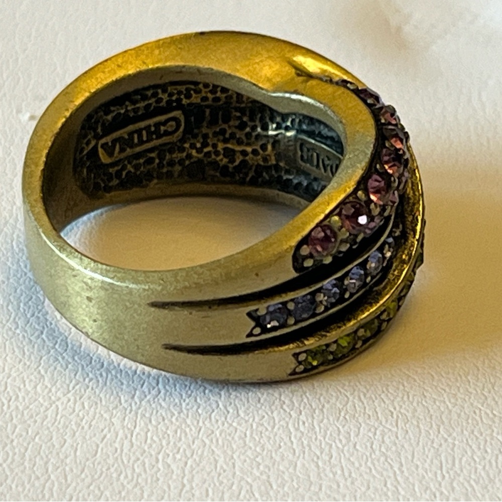 HEIDI DAUS Crossover Band Ring - Pink, Green, Purple Crystals - Sz 7.5 - Picture 4 of 6